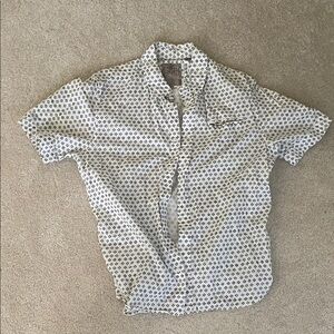 Guess Men's White and Black Patterned Button Down Shirt